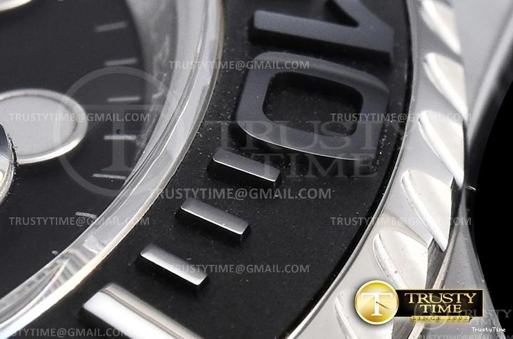 0425 WrinkleFree ROLYM182 – YachtMaster 40mm 1078